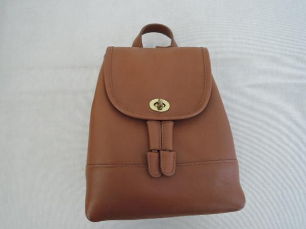 COACH コーチ レザーリュックサック レディース ブラウン 9960