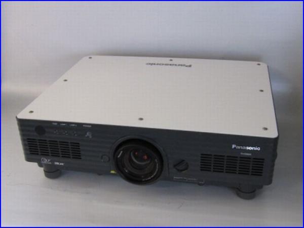 056 Panasonic プロジェクター TH-D5600 5000lm ランプ239H USED - TH
