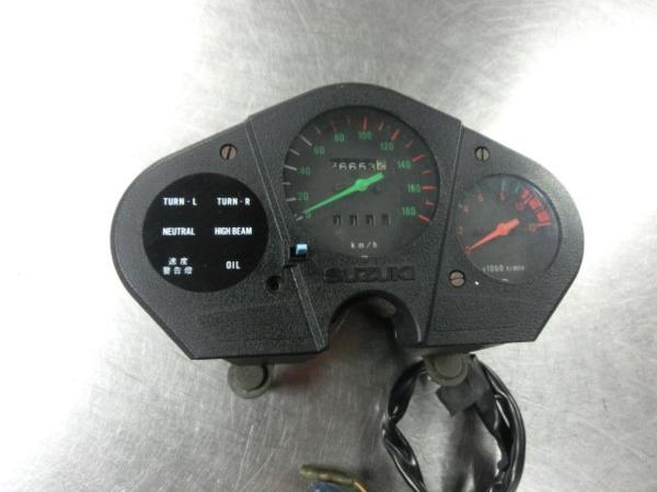 GSX750Sカタナ3型 純正メーターAssy☆GR72A