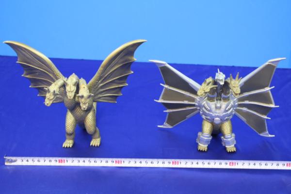 i0008/1998年 ソフビ キングギドラ メカキングギドラ セット