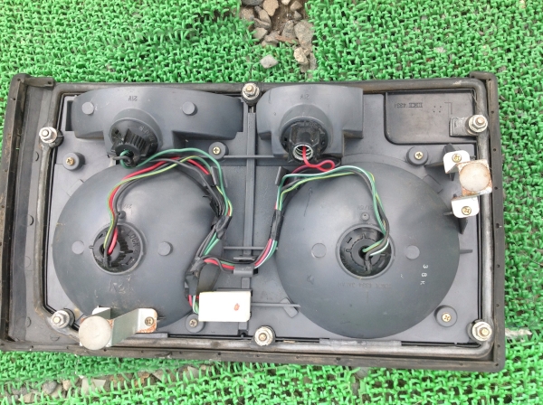 お年玉価格！鉄仮面テール 左 送料無料！ ニッサン スカイライン DR30