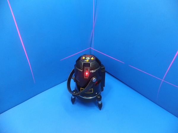 (912) ◆マイト◆ 【※ジャンク品扱！】 レーザー墨出　MLA-437B