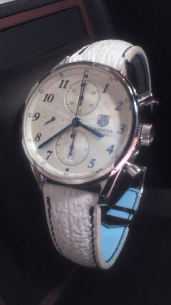 タグホイヤー　カレラヘリテージ　CAS2111.FC6292　中古