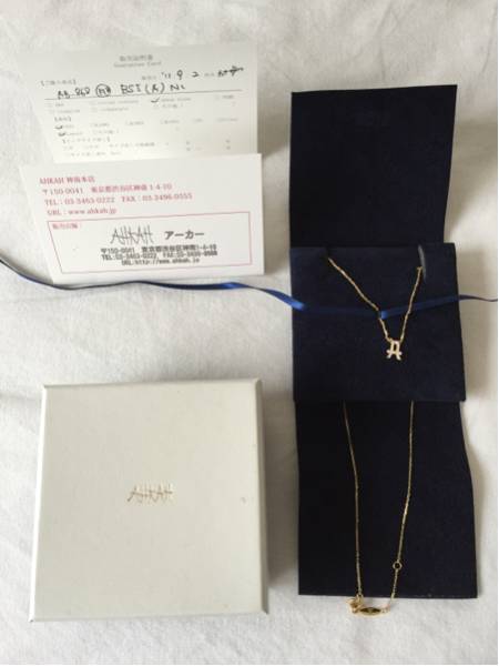 【比較的美品】アーカー A イニシャルパヴェネックレス