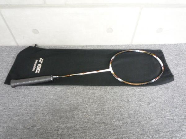 MKS0010：YONEX/VOLTRIC80 バドミントン ラケット 3U/G5
