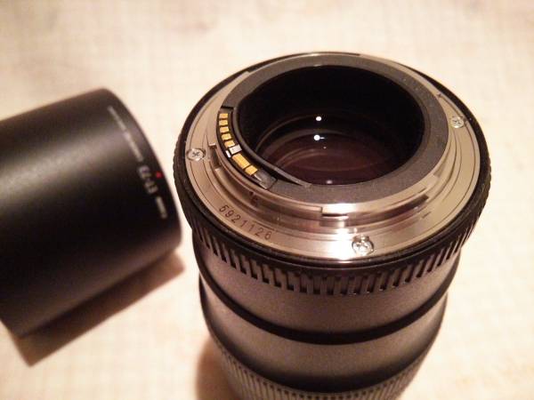 CANON EF100mm F2.8Lマクロ IS USM_3