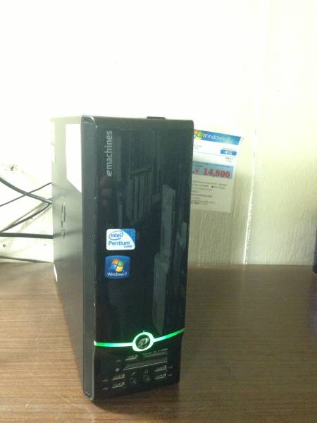 Pentium Dual-Core E5700 　3.0GHz 　2GB　 320GB Win7