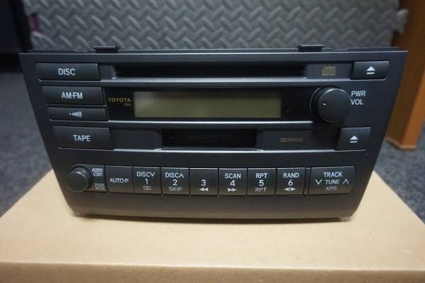トヨタ マークⅡ 純正オーディオデッキ 86120-2A431　美品！