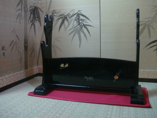 【刀掛／送料無料】★うぶだし　二振　刀掛　木製漆芸　★中古品