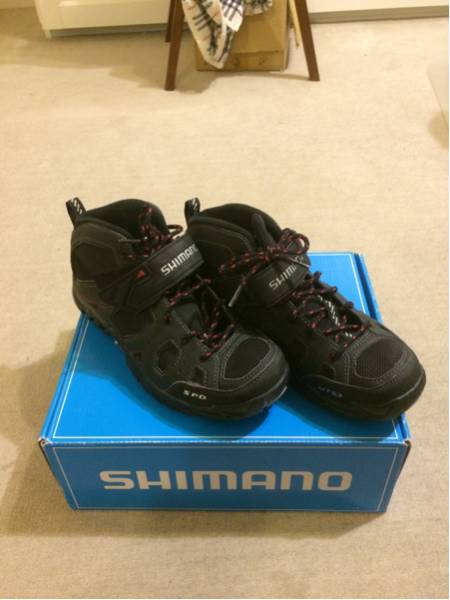 新品 未使用！！シマノ MTBシューズ SH-MT53