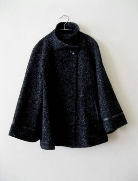 INDIVIインディヴィ■ショート丈コート Aライン 黒ツイード 36