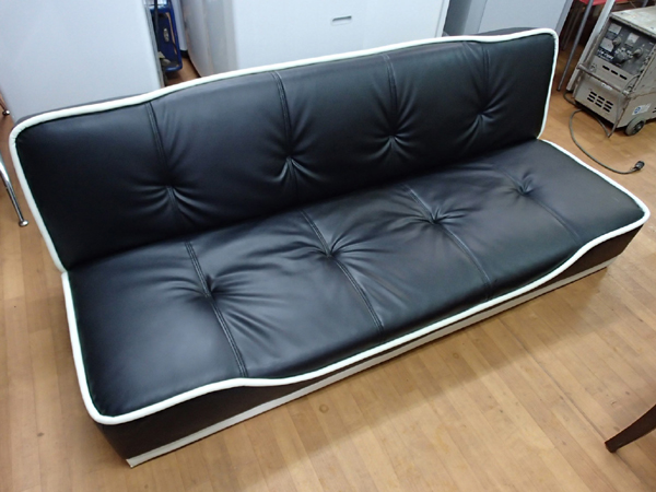 ♪ソファベッド 白/黒 174cm 札幌♪