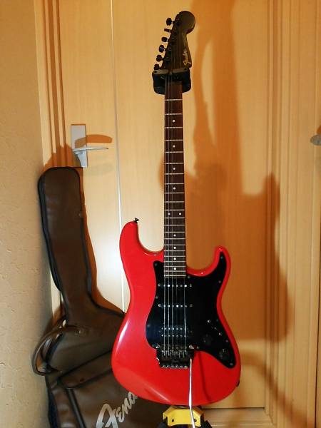 Fender Boxer ストラトキャスター ブラッド ギルス Aシリアル