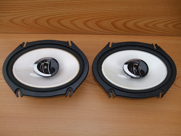 カロッツェリア　 TS-F5700　楕円スピーカー　2個セット