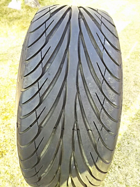 TOYO TRAMPIO 235／35R19（ブランドトーヨータイヤ・リム径（インチ 