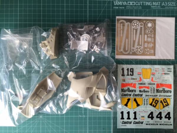『未組立』STUDIO27製 YZR500 1991　WGP Champ