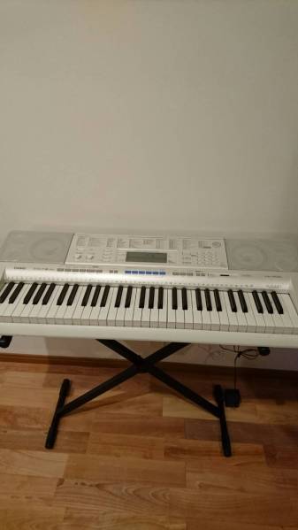 CASIO☆CTK-4200☆キーボード☆スタンド・ケース・ペダル付