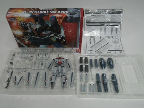 バンダイ HI-METALR VF-1S ストライクバルキリー 一条機 r0323