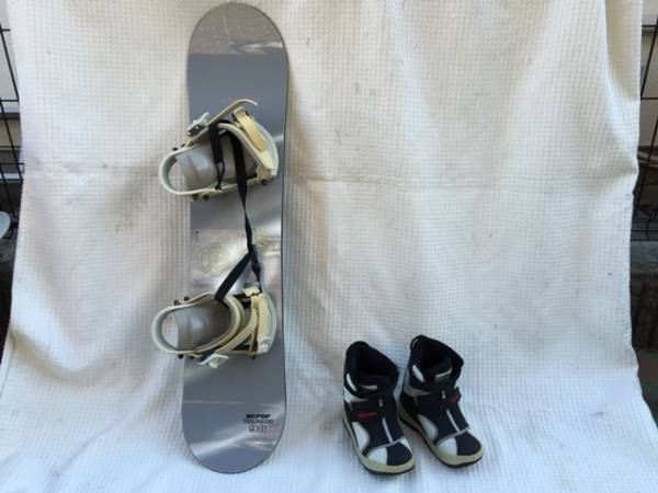 キッズスノーボード　ビンディングはジャンク