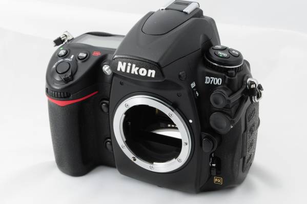 人気，新作 ☆新品級☆Nikon ニコン D700 ボディ ニコンSC点検済 電池劣化0