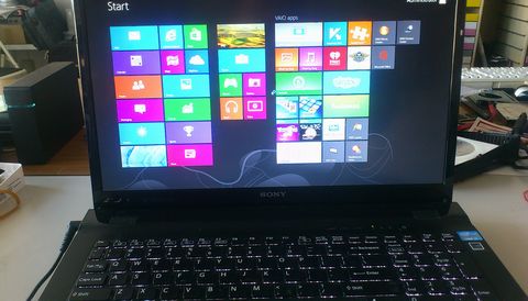 i7 SONY　SVE171E13L ハイスペック