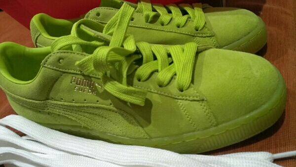 【新品 在庫一掃セール】プーマ スエード クラシック 27㎝