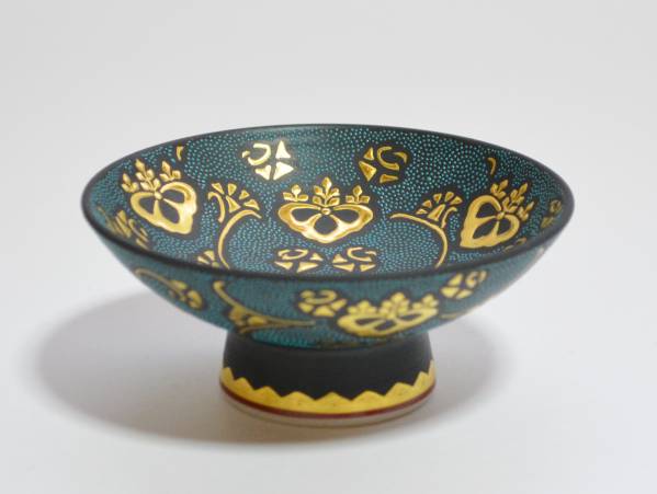 九谷焼　仲田錦玉 作　渦打青粒　飾盃 『桐』 新品