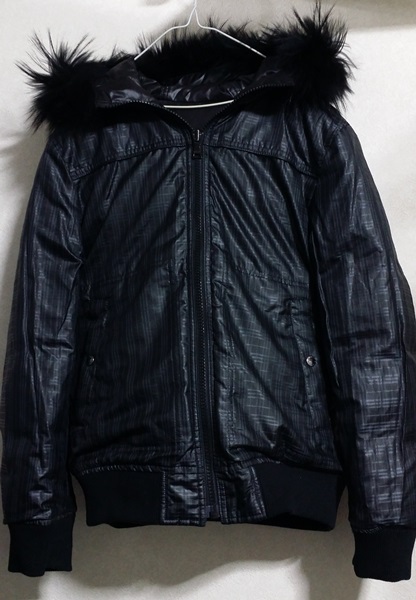 美品!BURBERRY BLACK LABELのリバーシブルファーダウンコート♪