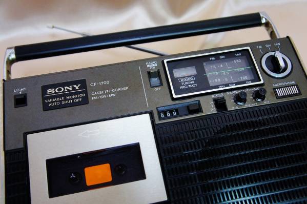 ☆動作OK☆SONY☆CF-1700☆BCLラジカセ☆スカイセンサー