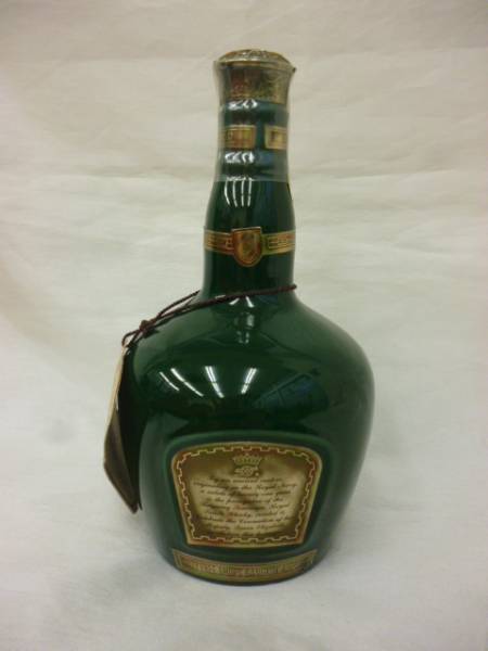 飲料・酒 [おまとめ]ロイヤルサルート 21年 古酒 ウイスキー 700ml 緑 ＆響