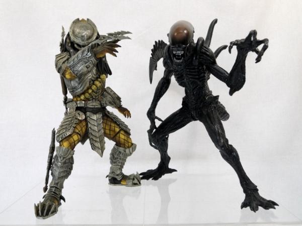 エイリアンプレデター2 エイリアン・ウォーリアー リアルフィギュア