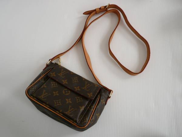 希少！美品！ヴィトン/モノグラム/ヴィヴァシテPM/M51165/斜め掛