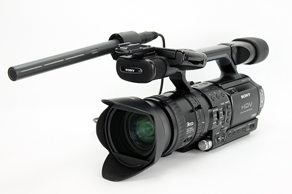 驚きの破格値，大人気 J#T / SONY 業務用 デジタルHDビデオカメラ HVR