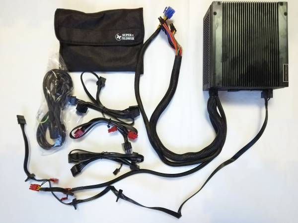 スーパーフラワー SF-500P14FG 500Wファンレス プラチナ