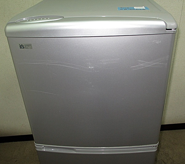 SANYO【it's】コンパクト☆2ドア冷蔵庫137L☆シルバー(5R94638) 冷凍