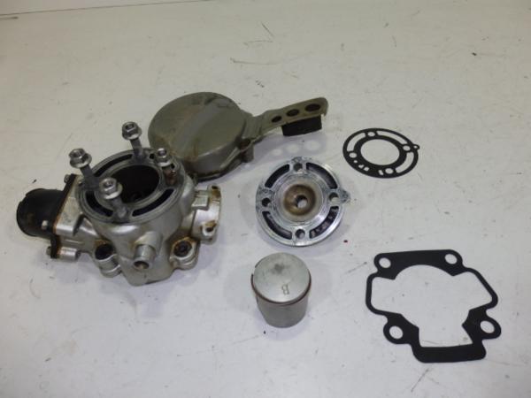 AA594　KX65　ピストン　シリンダー　セット　