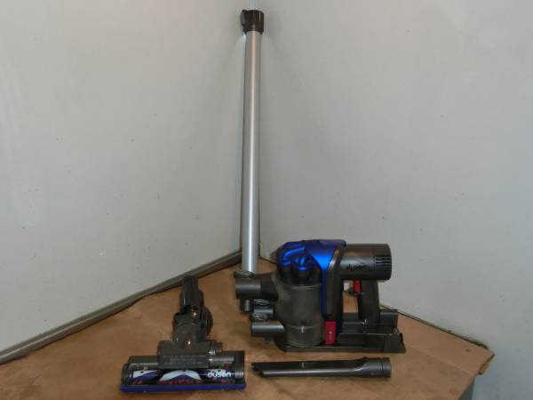 dyson DC35　ハンドクリーナー