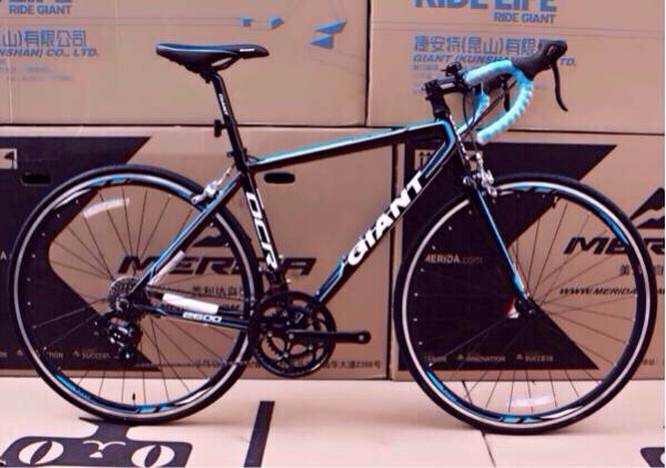 2016モデル 世界一メーカーGIANT OCR2600 ロードバイク シマノTX
