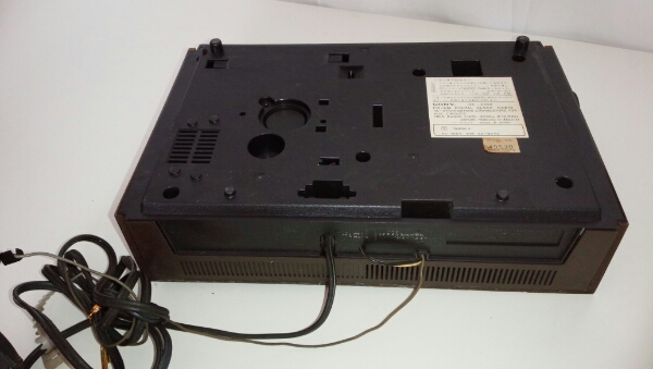 昭和レトロ■SONYパタパタ時計 ICF-C330 AMFMラジオ付デジタル24