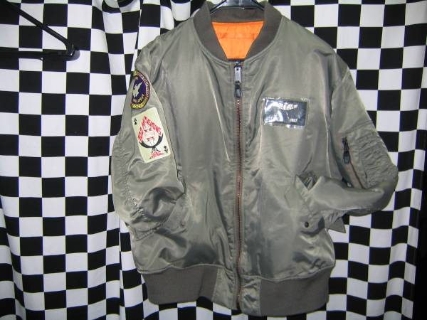 AVIREX 　フライトジャケット　アヴィレックス　ワッペン付
