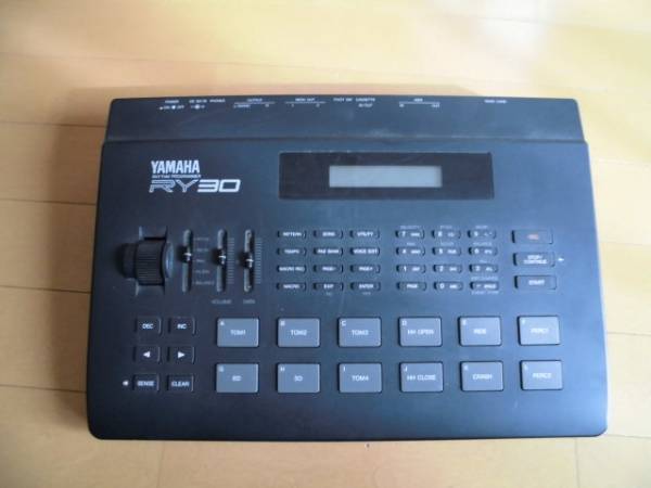 RY30 Yamaha - YAMAHA Machine Drum ヤマハ リズムマシン Rhythm