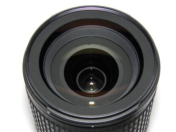 Nikon AF-S DX Zoom-Nikkor ED 18-135mm F3.5-5.6G　完動美品！