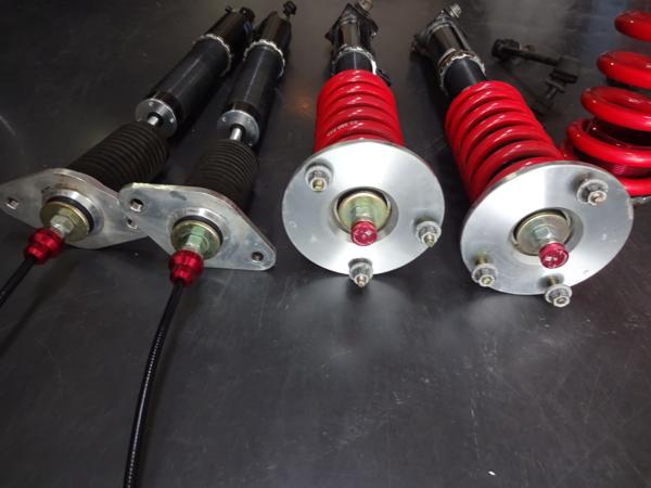 極美品　ダッジチャレンジャー　ハイパフォーマンスサスペンション Pedders Dodge 車高調 チャレンジャー XA Kit - eXtreme PEDDERS