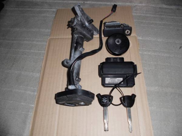 43 スカイウェイブ　純正ＳＡＩＳキーセット　イモビキー2本