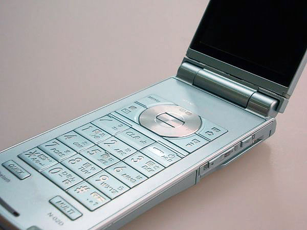 NEC - 送料込！安心の初期不良10日保証付♪未使用品☆N-02D:ブルー:セット付 中古docomo/NEC STYLE series N-02D ブルー 8431