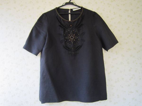 アドーア　刺繍　ビジュー　ブラウス　濃紺　３８
