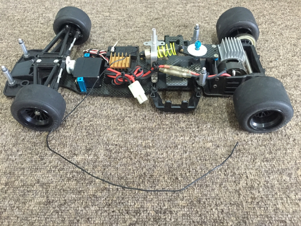 タミヤラジコンシャーシ型番不明金属パーツ多数フルベアRX8ボディ付ジャンク扱い タミヤ 型番不明 タミヤ タミヤラジコンシャーシ型番不明金属パーツ