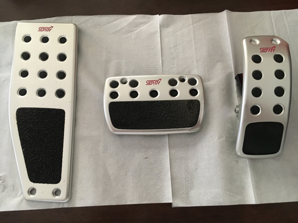 ★☆レガシィ・ＢＰ／ＢＬ　ＳＴＩペダルセット(ＡＴ車用)★☆