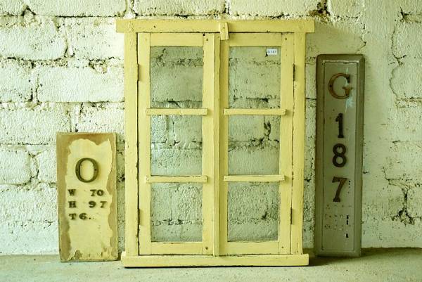 G187［W70×H97］枠つきアンティーク開き窓 古い建具扉 ｆｔｇ