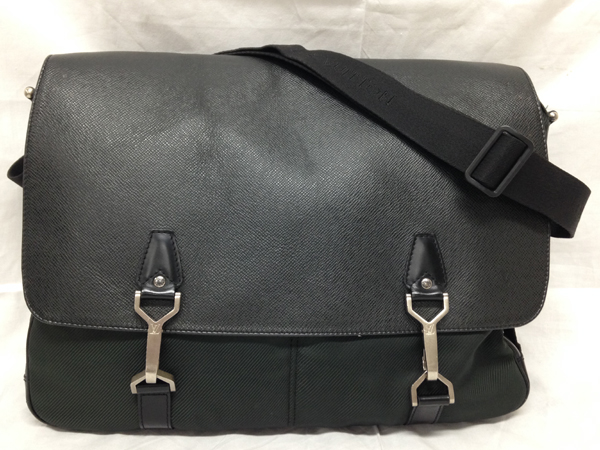 ルイ・ヴィトン】タイガ デルス アルトワーズ ショルダーBAG ルイ